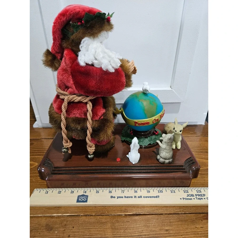 Holiday Time Peace on Earth Animated Musical Santa Woodland Forest Animals Boxed